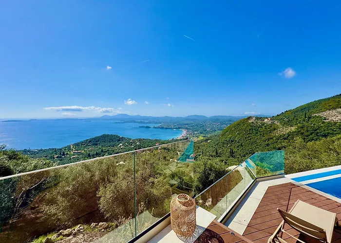Elysian Hill With Private Pool By Dadovillas Villa