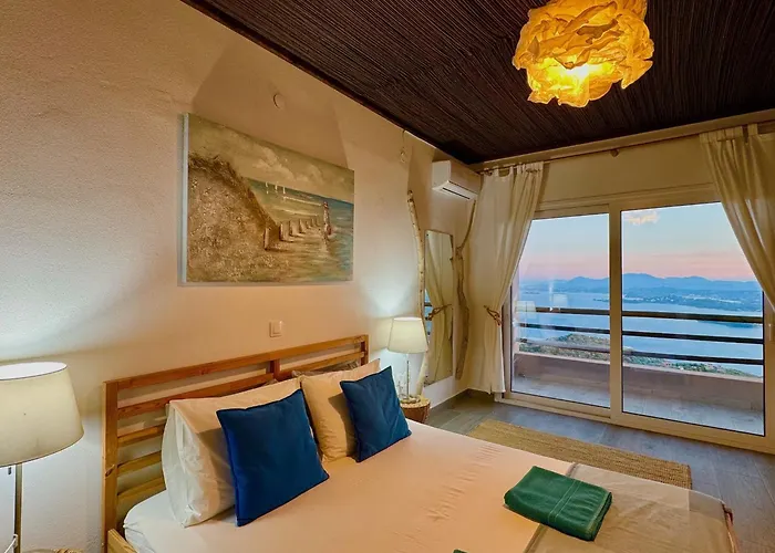 Elysian Hill With Private Pool By Dadovillas * Spartylas