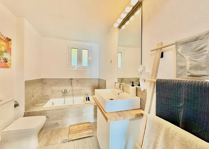 Villa Elysian Hill With Private Pool By Dadovillas Spartylas