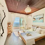Elysian Hill With Private Pool By Dadovillas * Spartylas