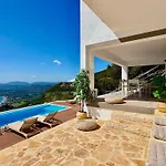 Elysian Hill With Private Pool By Dadovillas Vila Spartylas