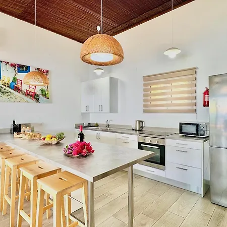 וילה Elysian Hill With Private Pool By Dadovillas