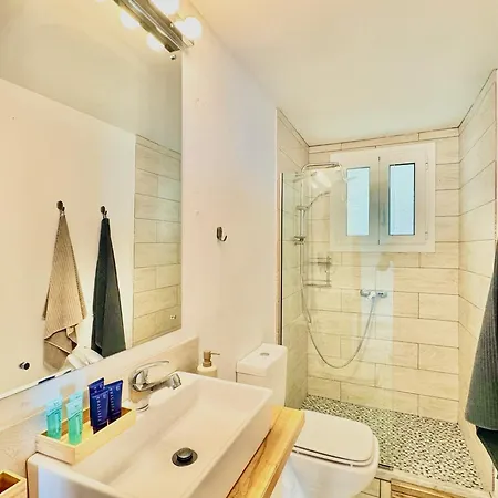 Elysian Hill With Private Pool By Dadovillas וילה *
